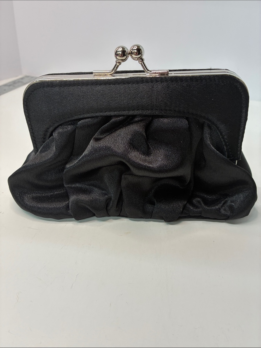 💜Bijoux Terner Black Satin Ruched Kiss-Lock Clutch